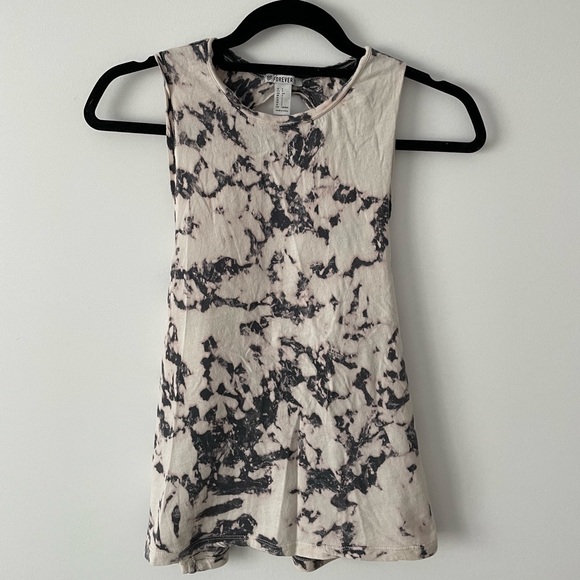 FOREVER 21 sport top - Picture 1 of 2
